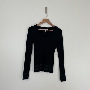Frame Metallic Knit V-Neck Pullover Sweater in Noir Black Size Small
